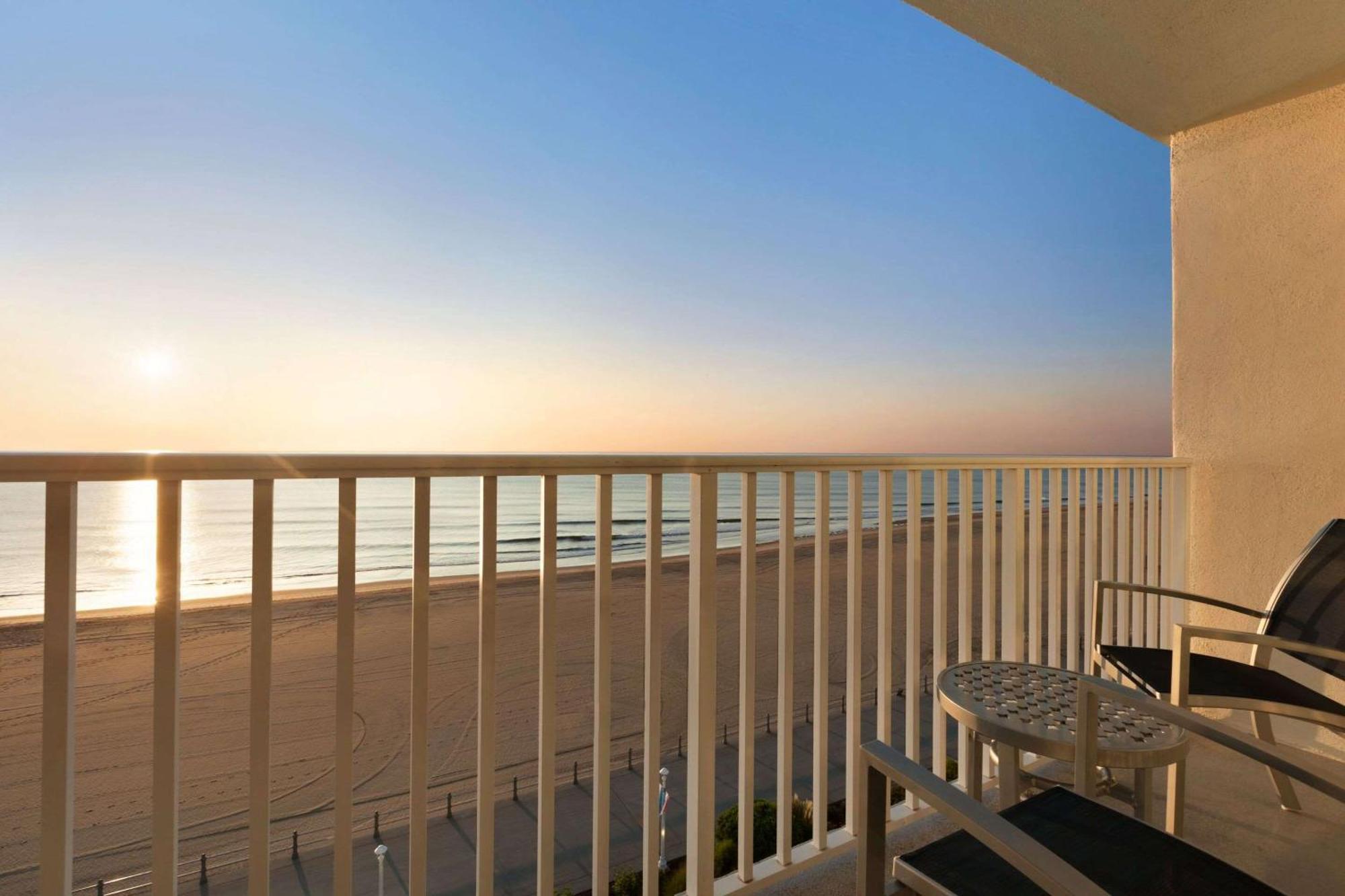 Surfbreak Virginia Beach Oceanfront, Ascend Hotel Collection Dış mekan fotoğraf